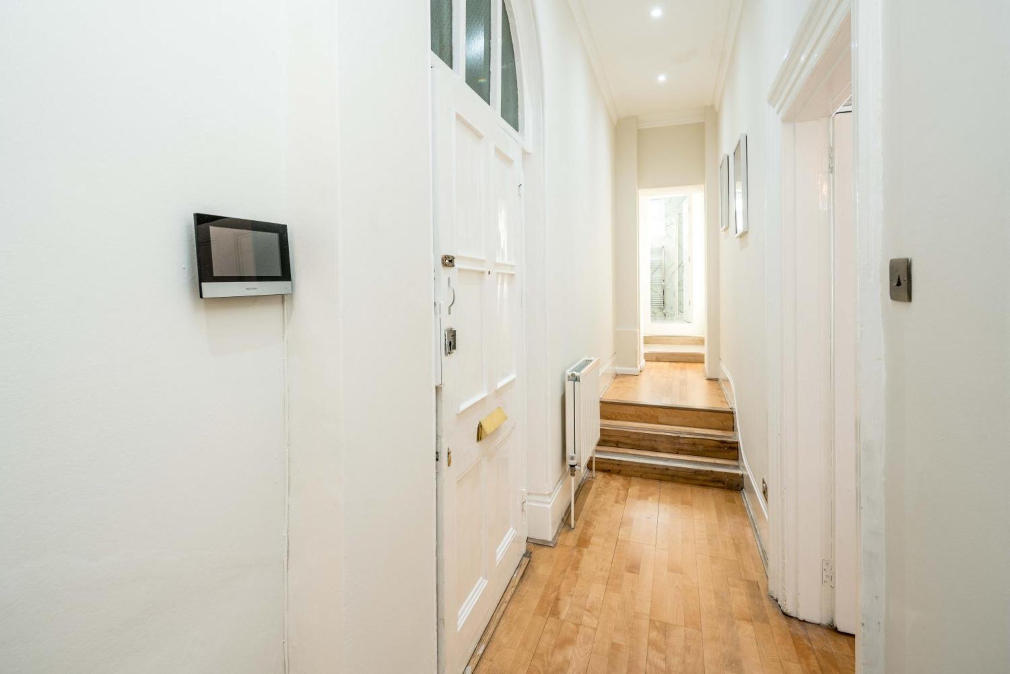 Kensington Muse Apartamento